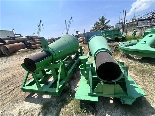 Allis Chalmers-kobe Steel 54" X 74" Superior Gyratory Crusher)
